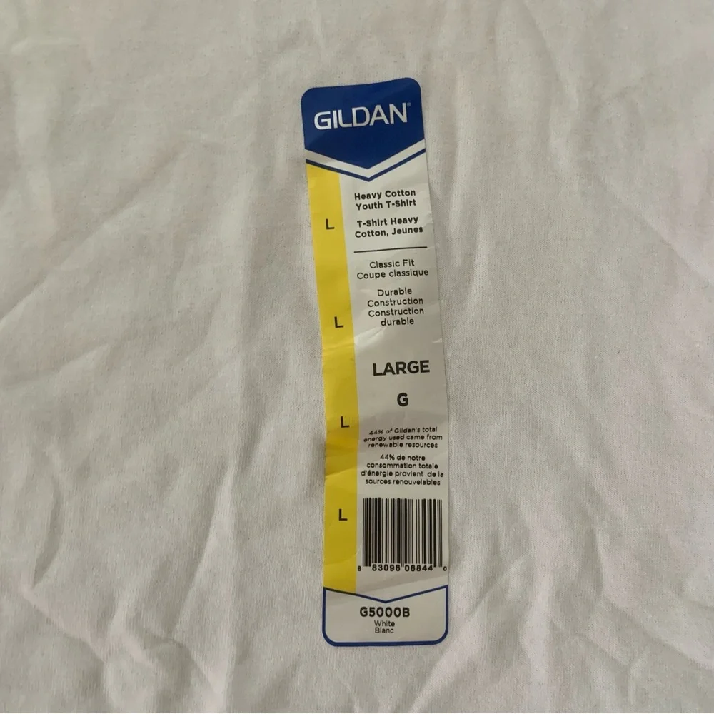 NWT Gildan Heavy Cotton Classic Fit White T Shirt